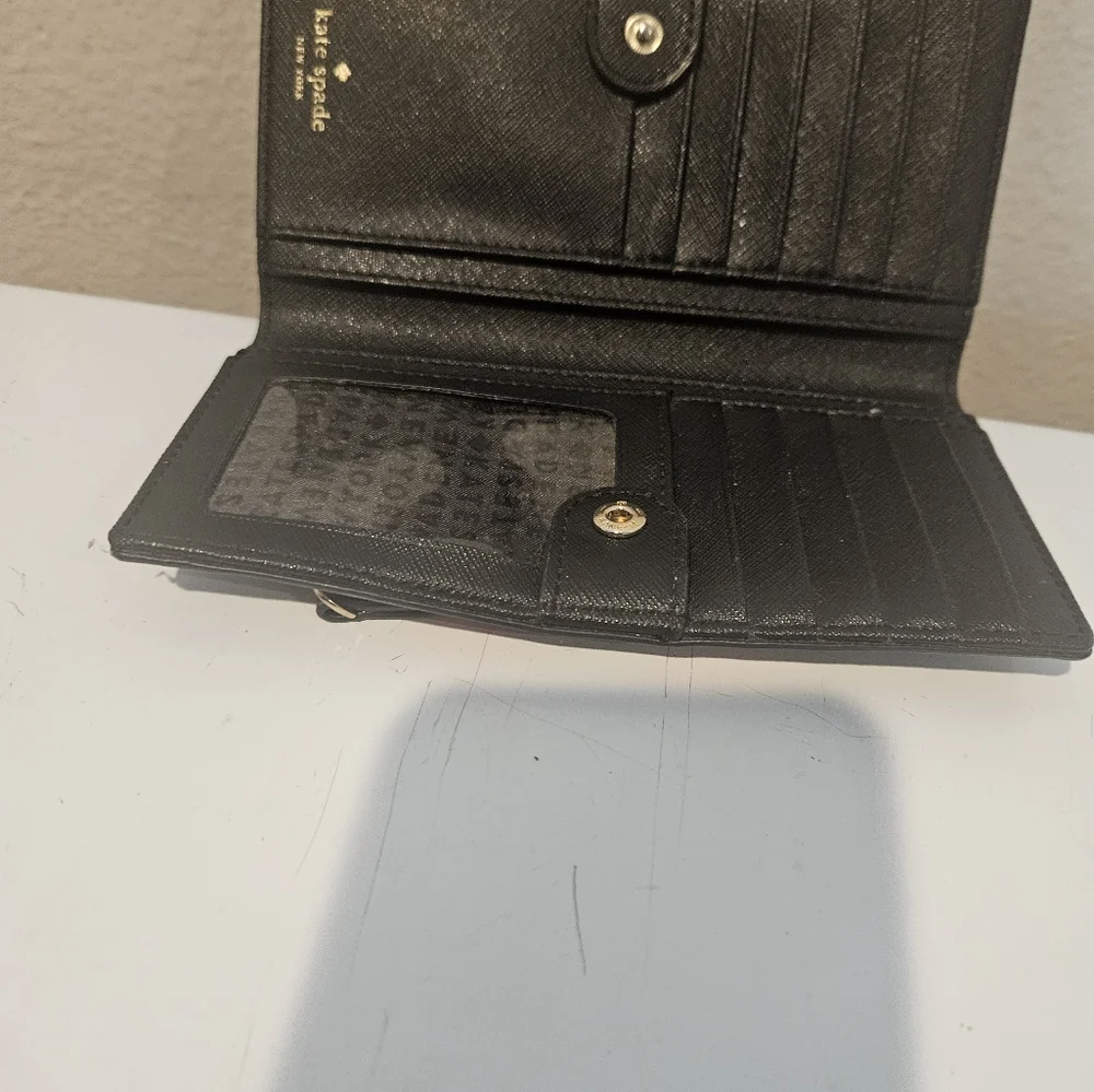 Kate Spade Floral Wallet - Multicolor